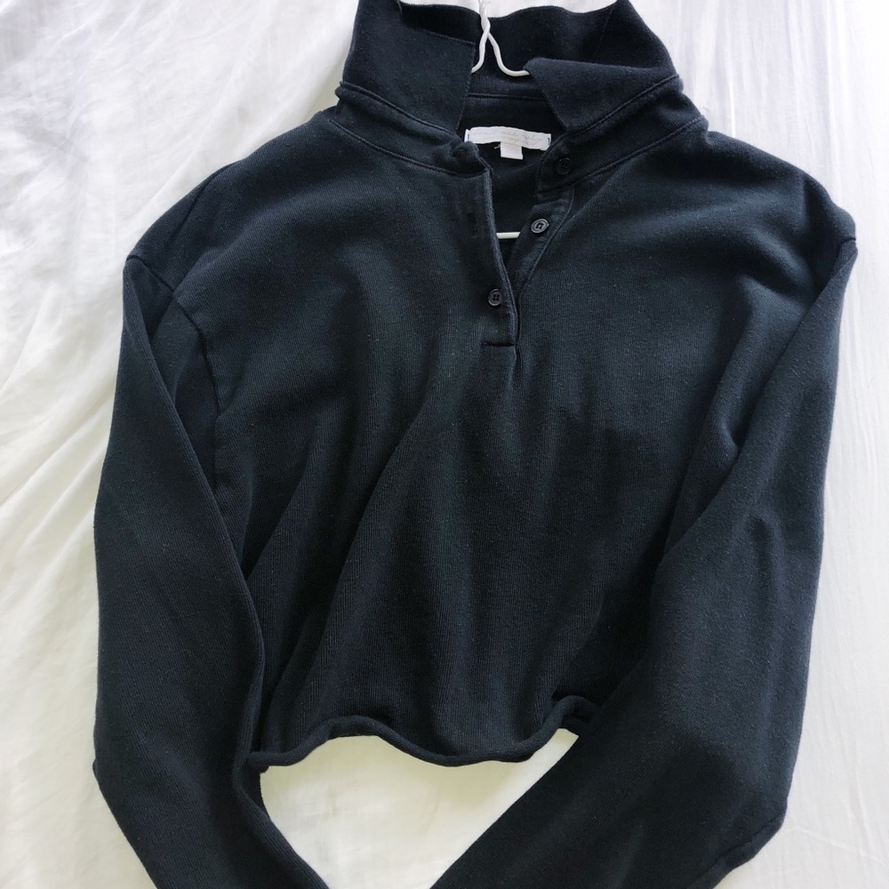 Cropped polo top
